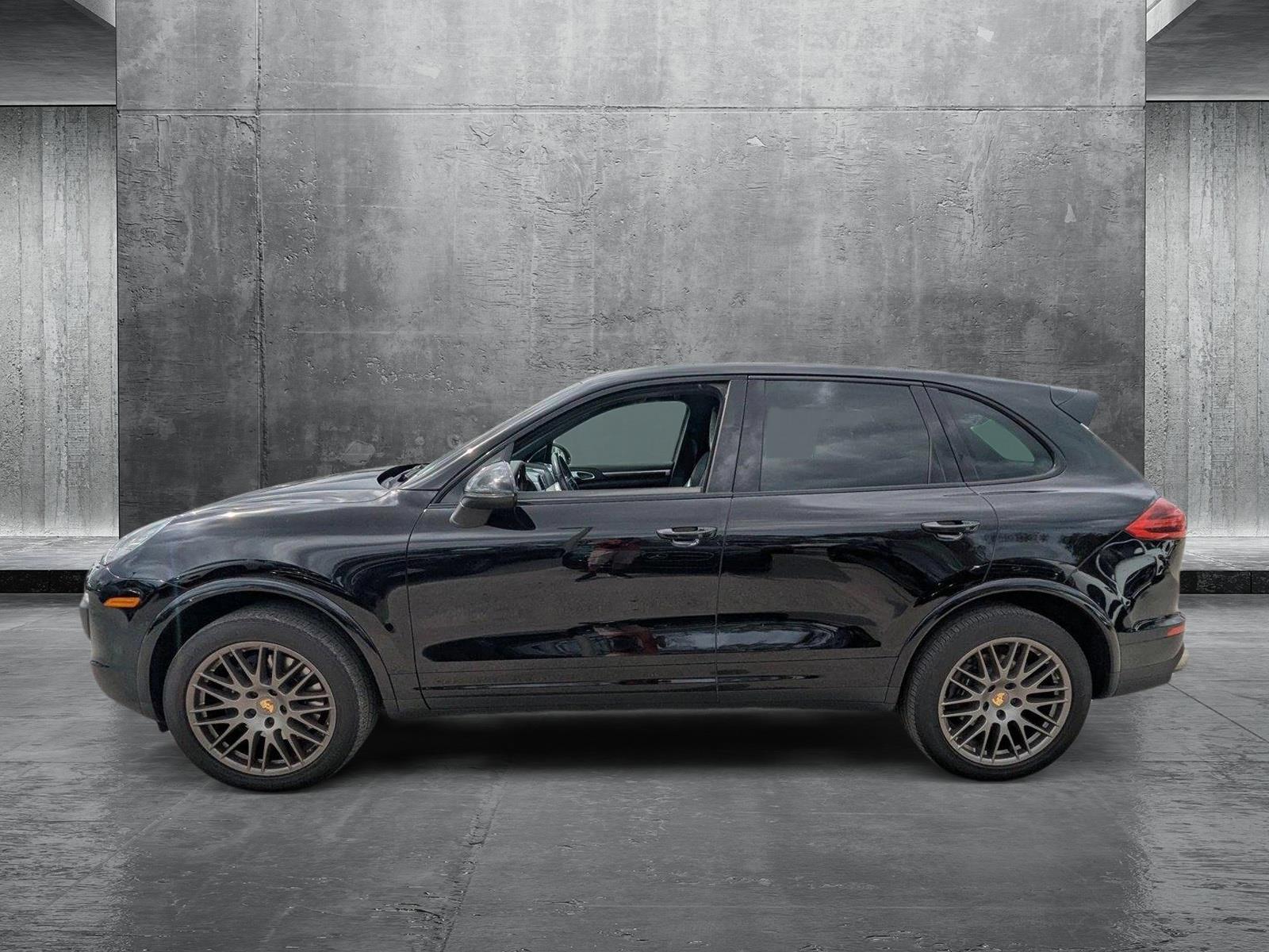 2017 Porsche Cayenne Vehicle Photo in Delray Beach, FL 33444