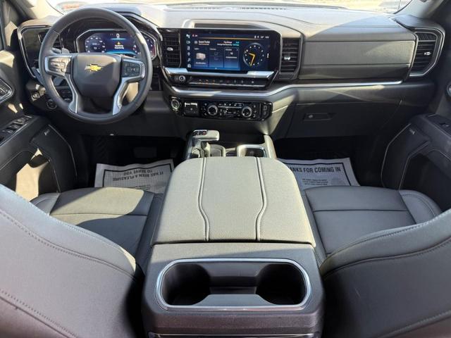 2023 Chevrolet Silverado 1500 Vehicle Photo in COLUMBIA, MO 65203-3903