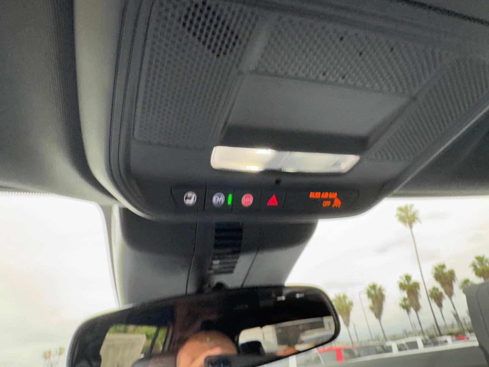2025 Chevrolet Traverse Vehicle Photo in LOS ANGELES, CA 90007-3794