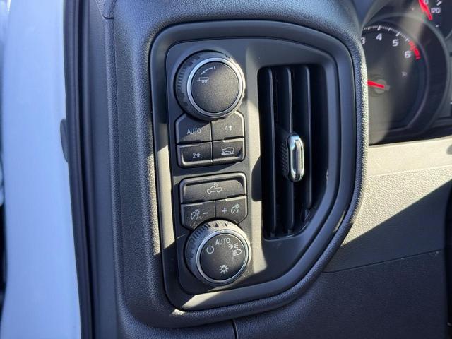 2025 Chevrolet Silverado 1500 Vehicle Photo in COLUMBIA, MO 65203-3903
