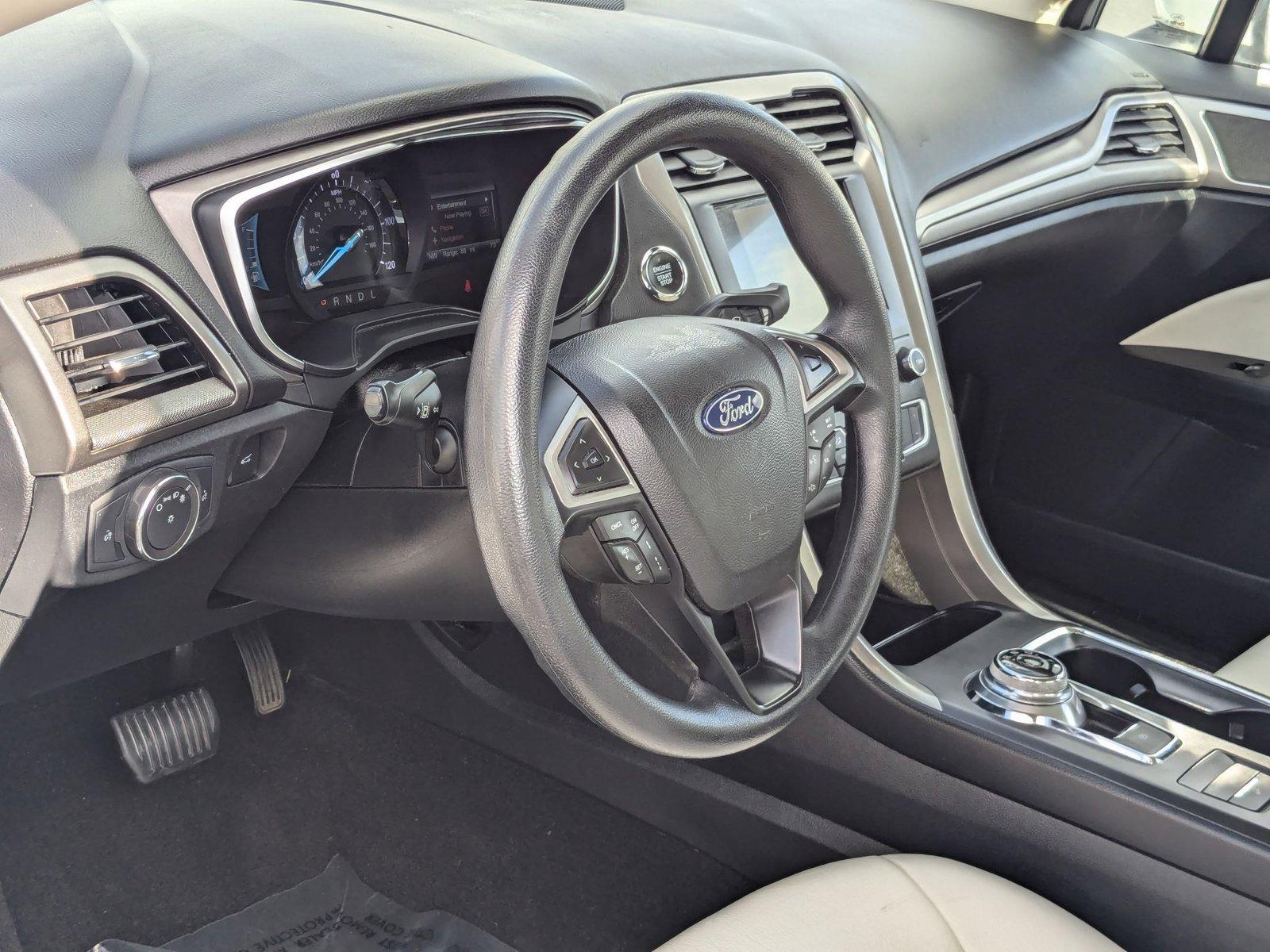 2020 Ford Fusion Hybrid Vehicle Photo in Sanford, FL 32771