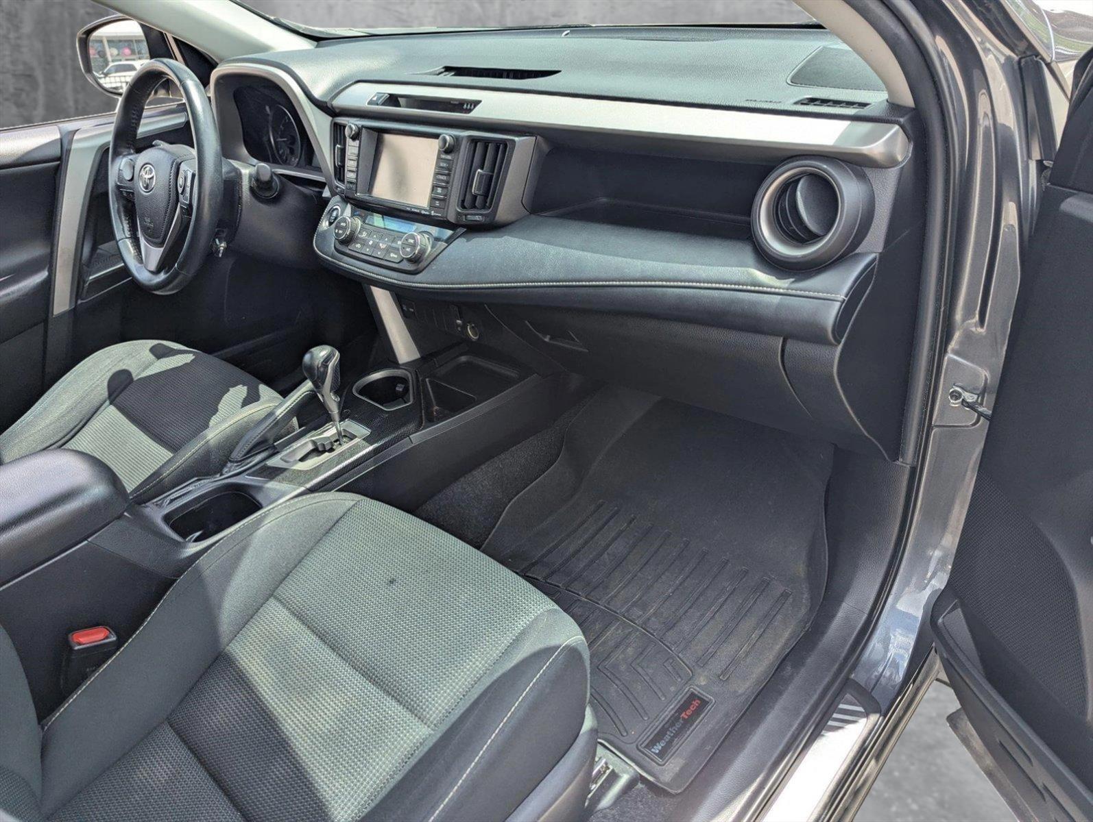 2018 Toyota RAV4 Vehicle Photo in Corpus Christi, TX 78415