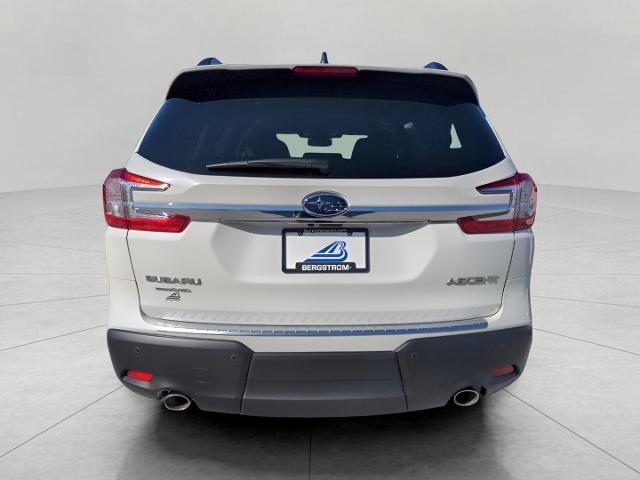 2025 Subaru Ascent Vehicle Photo in Green Bay, WI 54304