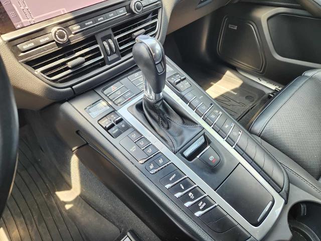 2020 Porsche Macan Vehicle Photo in HOUSTON, TX 77079