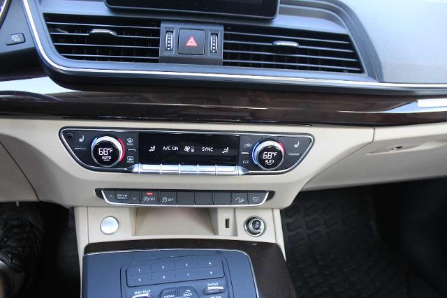 2019 Audi Q5 Vehicle Photo in HOUSTON, TX 77090