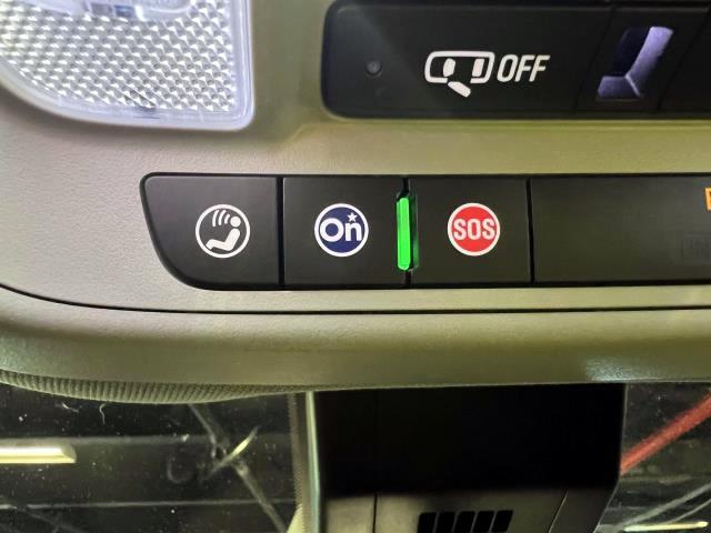2020 Chevrolet Equinox Vehicle Photo in Roslyn, NY 11576