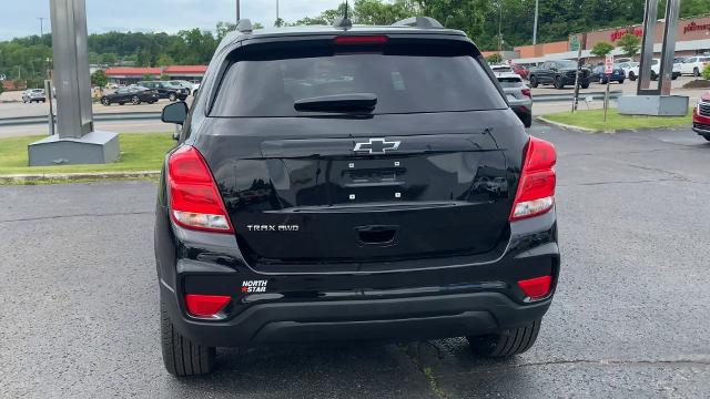 2022 Chevrolet Trax Vehicle Photo in MOON TOWNSHIP, PA 15108-2571
