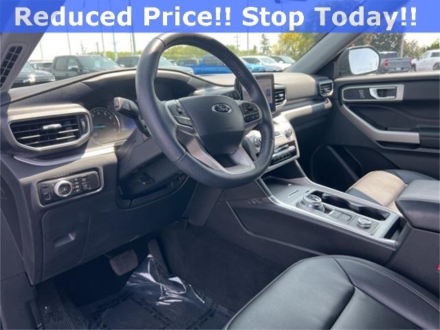 2023 Ford Explorer Vehicle Photo in GREEN BAY, WI 54304-5303