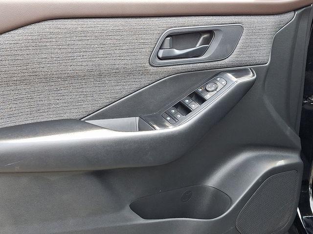 2023 Nissan Rogue Vehicle Photo in DANBURY, CT 06810-5034