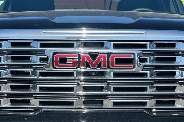 2024 GMC Acadia Vehicle Photo in STOCKTON, CA 95212-2838
