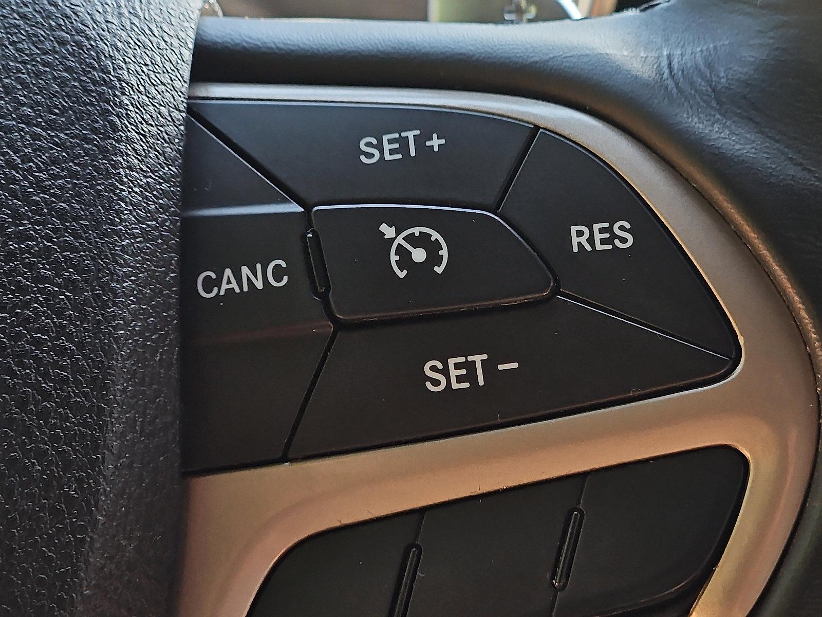 2015 Jeep Grand Cherokee Vehicle Photo in Jenkintown, PA 19046