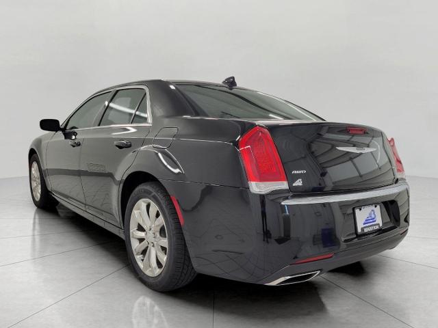 2020 Chrysler 300 Vehicle Photo in Neenah, WI 54956
