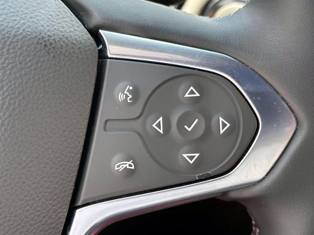2023 Chevrolet Traverse Vehicle Photo in Roslyn, NY 11576