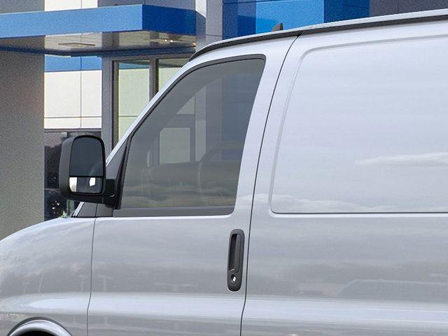 2025 Chevrolet Express Cargo 2500 Vehicle Photo in DANBURY, CT 06810-5034