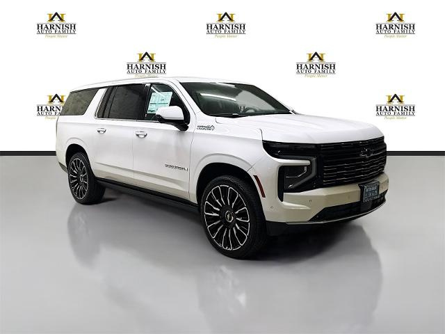 2025 Chevrolet Suburban Vehicle Photo in EVERETT, WA 98203-5662
