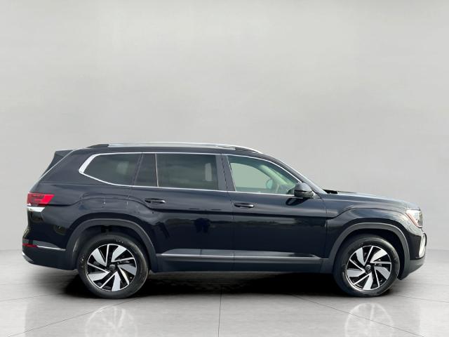 2024 Volkswagen Atlas Vehicle Photo in Oshkosh, WI 54904