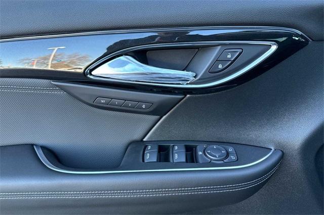 2025 Buick Envision Vehicle Photo in ELK GROVE, CA 95757-8703