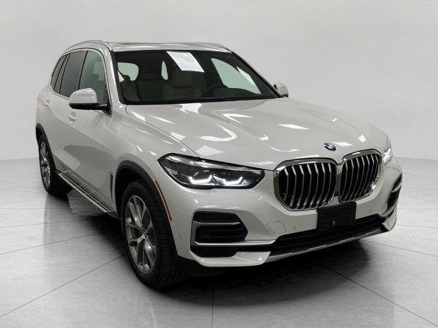 2022 BMW X5 xDrive40i Vehicle Photo in Appleton, WI 54913