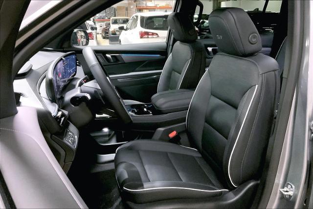 2025 Buick Enclave Vehicle Photo in KANSAS CITY, MO 64114-4545