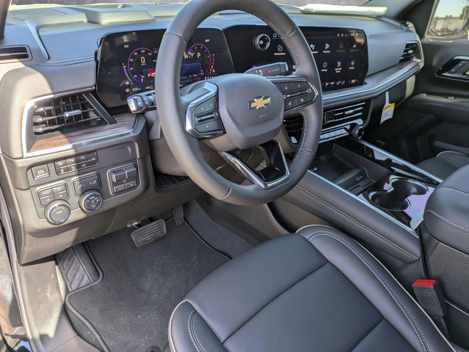 2025 Chevrolet Suburban Vehicle Photo in CORPUS CHRISTI, TX 78412-4902