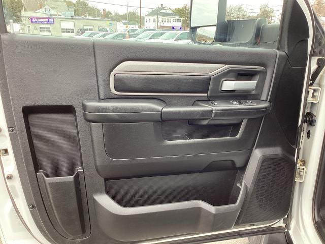 2019 Ram 3500 Chassis Cab Vehicle Photo in Gardner, MA 01440