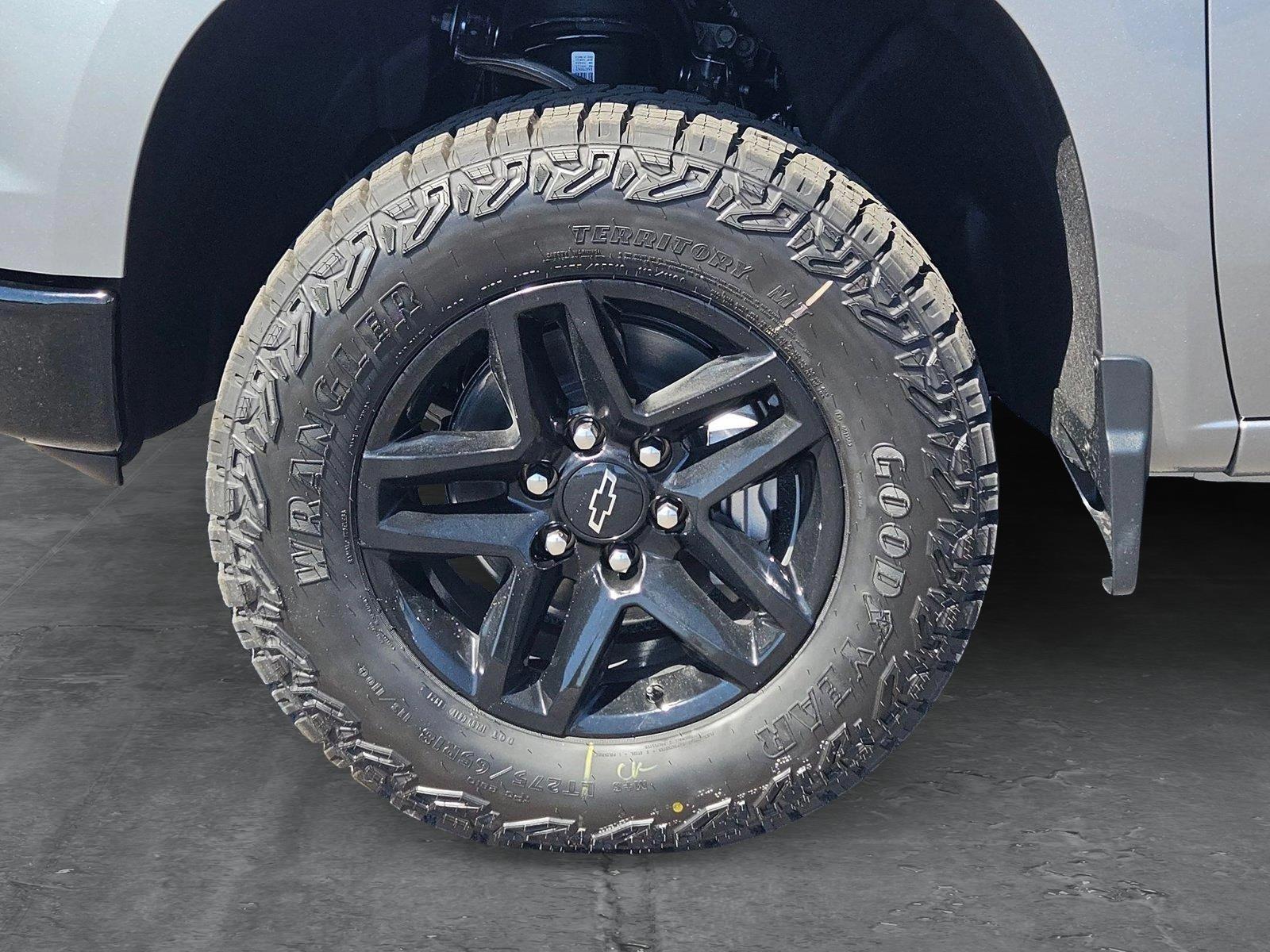 2025 Chevrolet Silverado 1500 Vehicle Photo in MESA, AZ 85206-4395