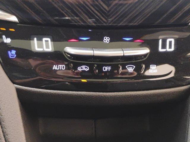 2025 Cadillac XT6 Vehicle Photo in PINEVILLE, NC 28134-8495