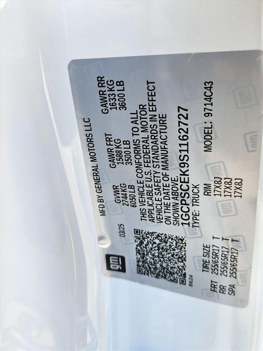 2025 Chevrolet Colorado Vehicle Photo in GREENACRES, FL 33463-3207