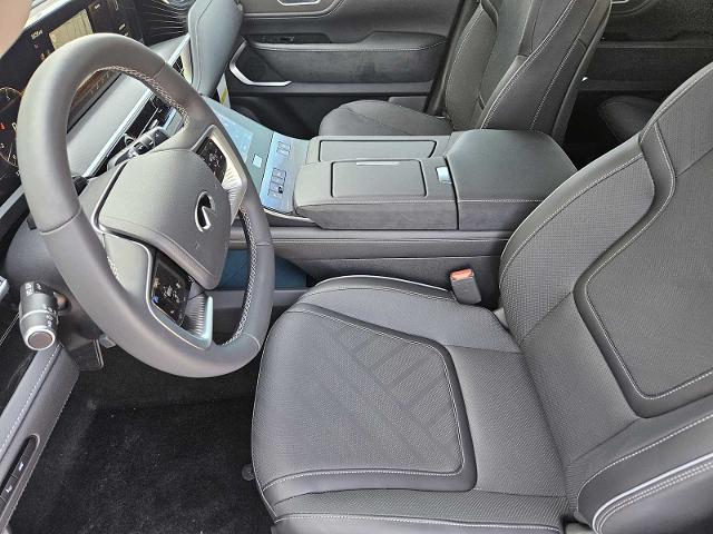 2025 INFINITI QX80 Vehicle Photo in Fort Worth, TX 76132