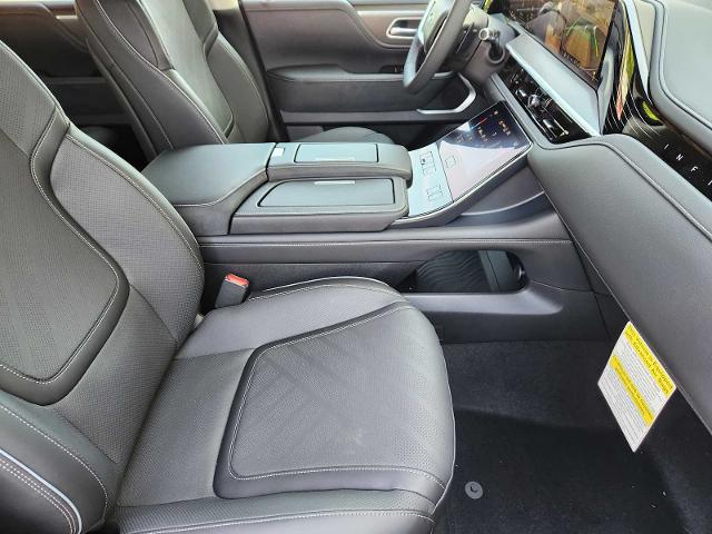 2025 INFINITI QX80 Vehicle Photo in Fort Worth, TX 76132
