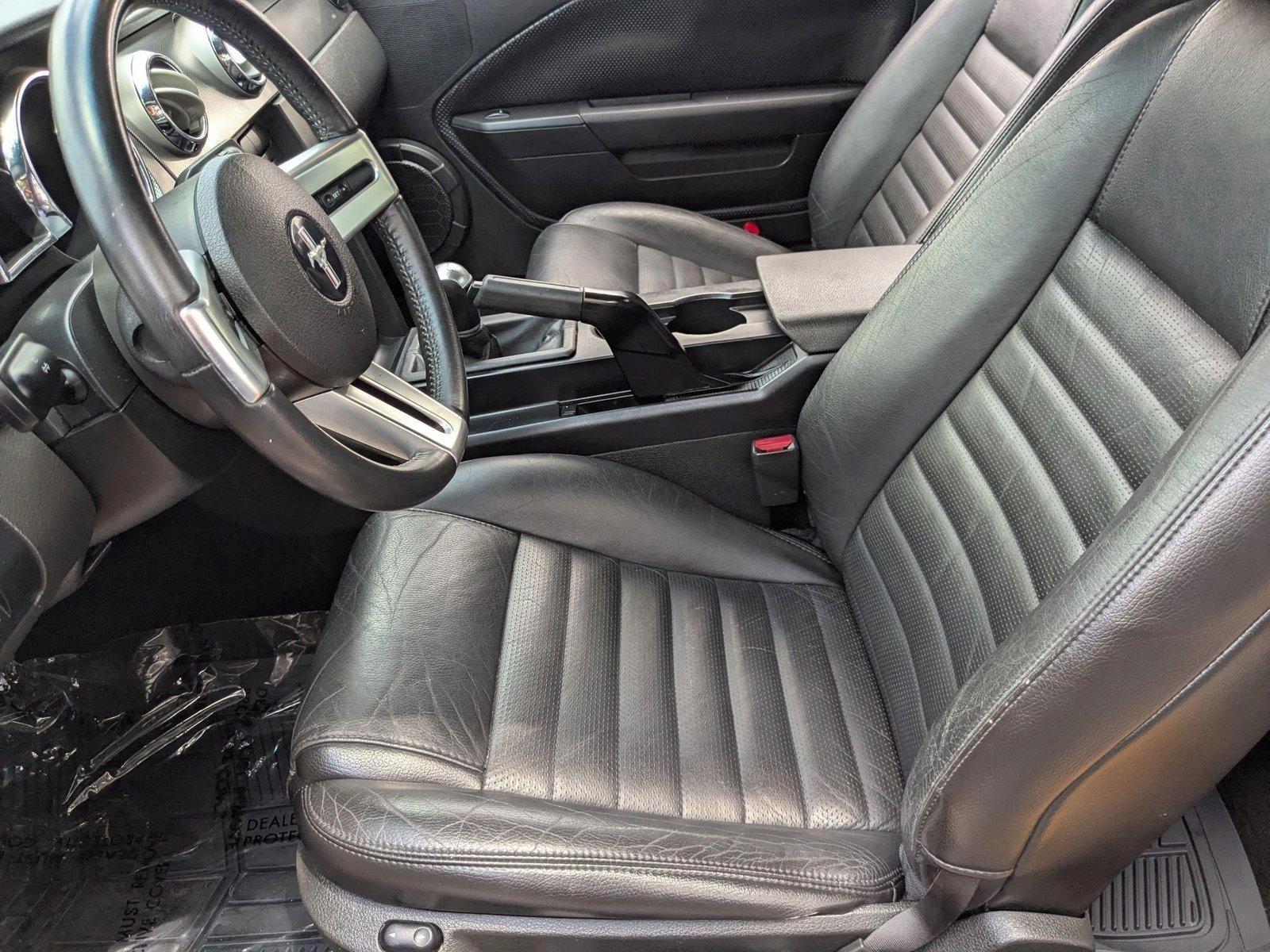 2007 Ford Mustang Vehicle Photo in Tampa, FL 33614