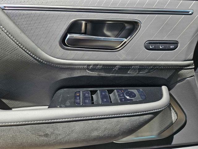 2025 INFINITI QX80 Vehicle Photo in Fort Worth, TX 76132