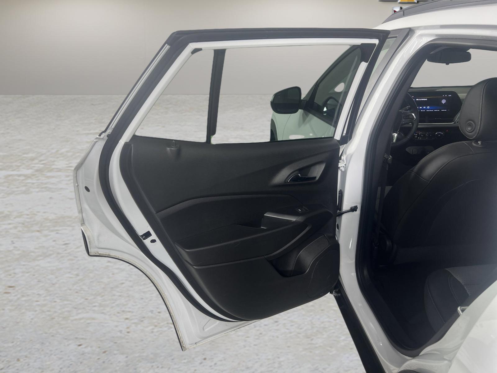 2025 Chevrolet Trax Vehicle Photo in GEORGETOWN, TX 78626-7508