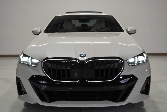 2024 BMW 530i Vehicle Photo in GRAPEVINE, TX 76051