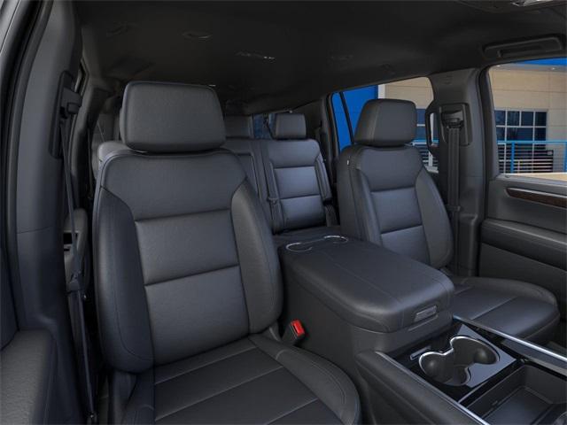 2025 Chevrolet Suburban Vehicle Photo in ENGLEWOOD, CO 80113-6708