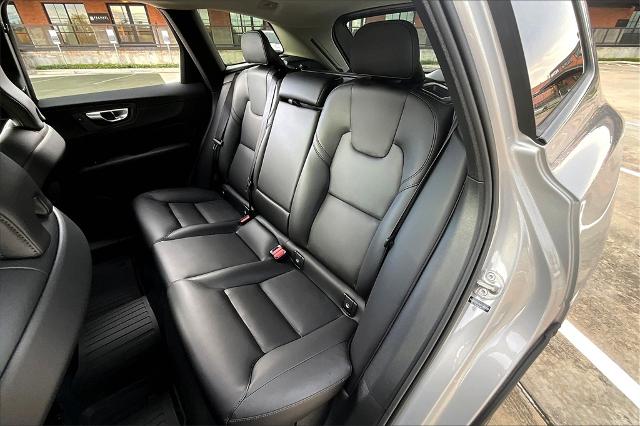 2025 Volvo XC60 Vehicle Photo in Houston, TX 77007