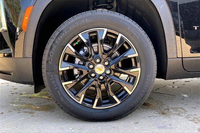 2025 Chevrolet Traverse Vehicle Photo in KANSAS CITY, MO 64114-4502