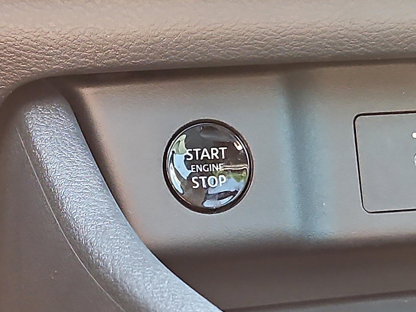 2024 Nissan Rogue Vehicle Photo in Jenkintown, PA 19046