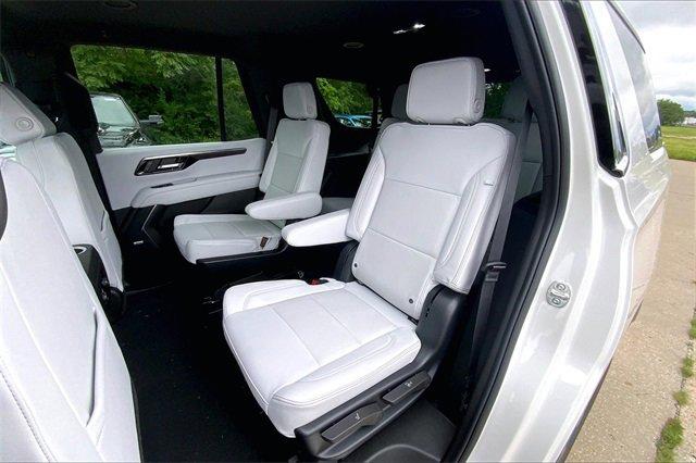 2025 Chevrolet Tahoe Vehicle Photo in KANSAS CITY, MO 64114-4502
