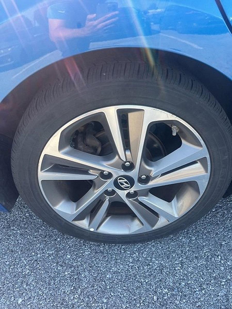 2017 Hyundai ELANTRA Vehicle Photo in Harrisburg, PA 17111