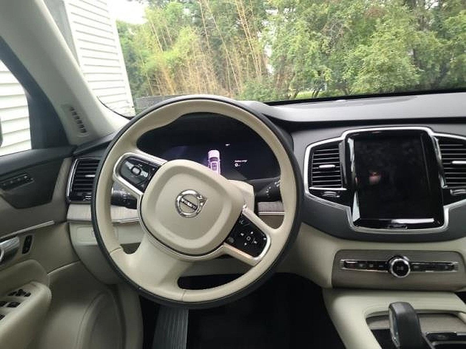 2024 Volvo XC90 Recharge Plug-In Hybrid Vehicle Photo in Trevose, PA 19053