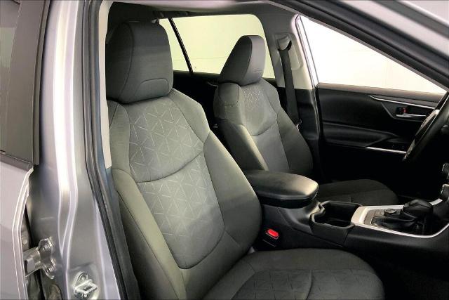 2022 Toyota RAV4 Vehicle Photo in Kansas City, MO 64114