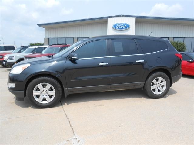 Used 2011 Chevrolet Traverse 1LT with VIN 1GNKVGED4BJ247041 for sale in Tyndall, SD