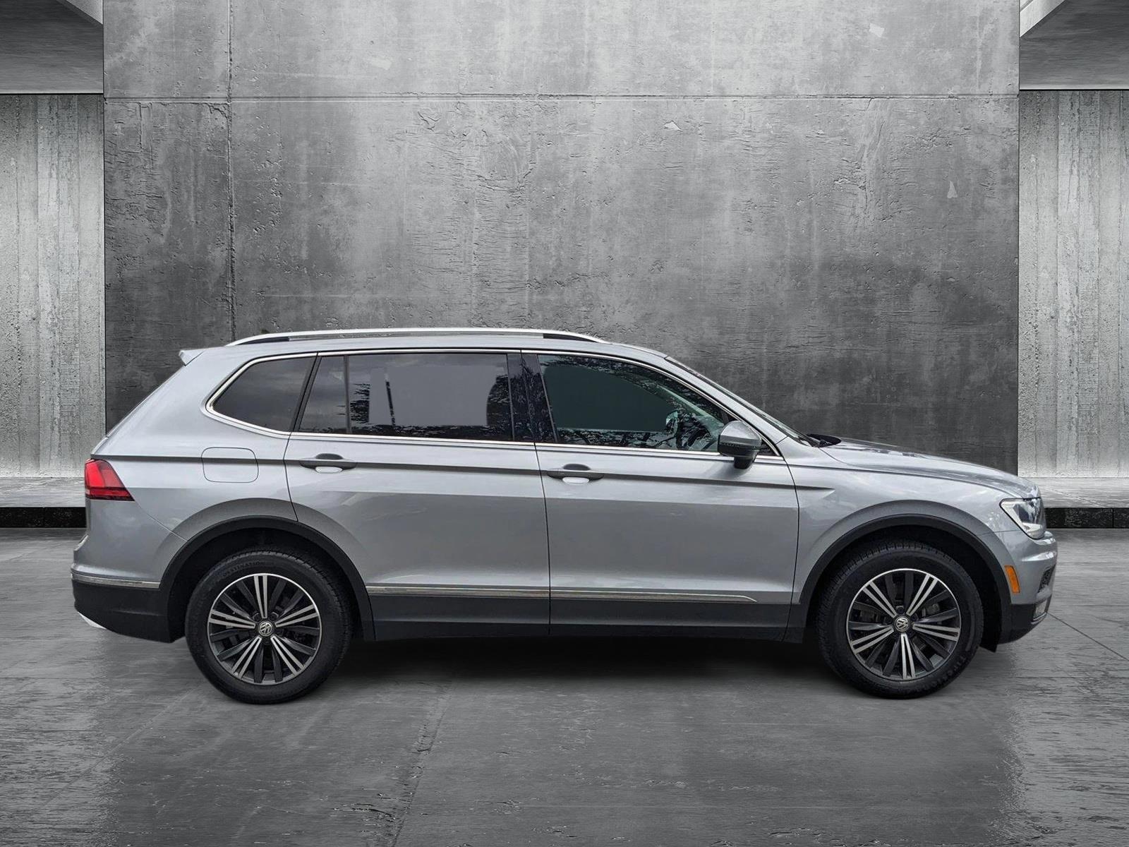 2019 Volkswagen Tiguan Vehicle Photo in GREENACRES, FL 33463-3207