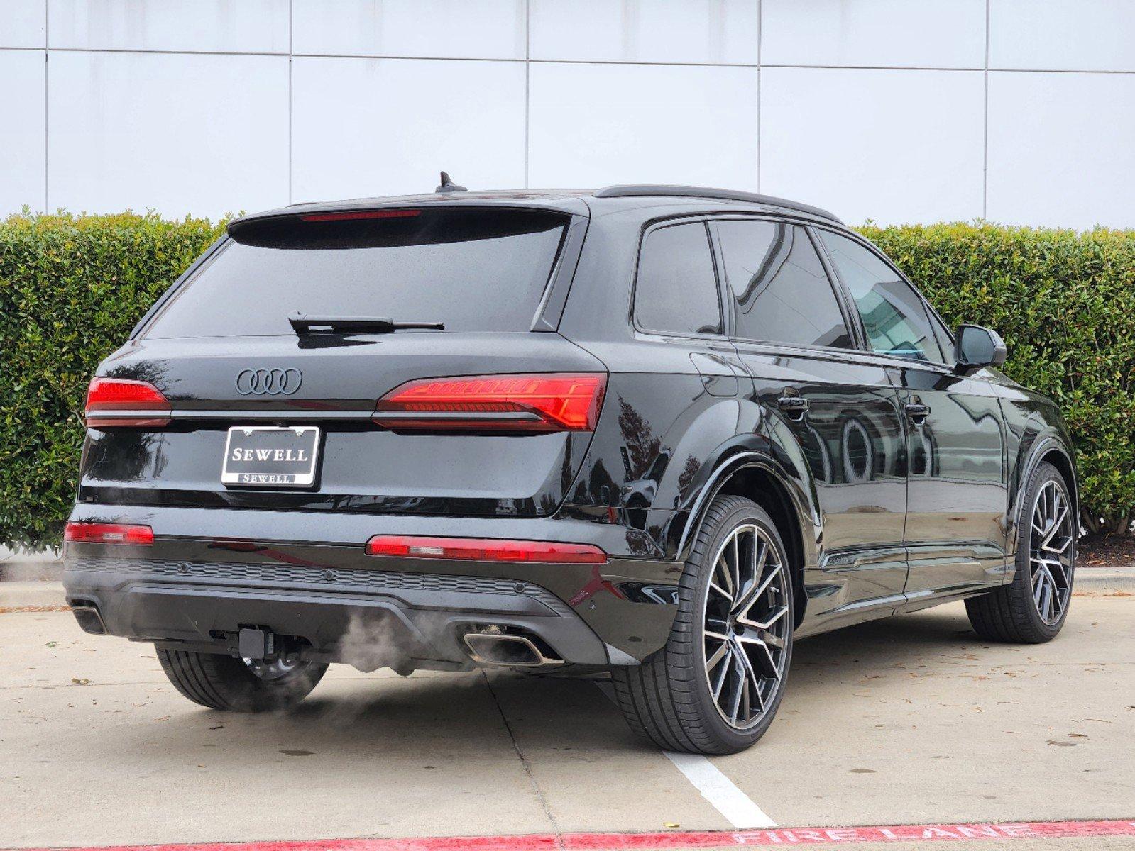 2025 Audi Q7 Vehicle Photo in MCKINNEY, TX 75070