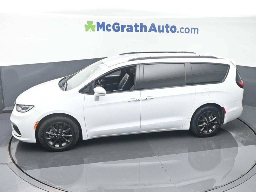 2021 Chrysler Pacifica Vehicle Photo in Cedar Rapids, IA 52402