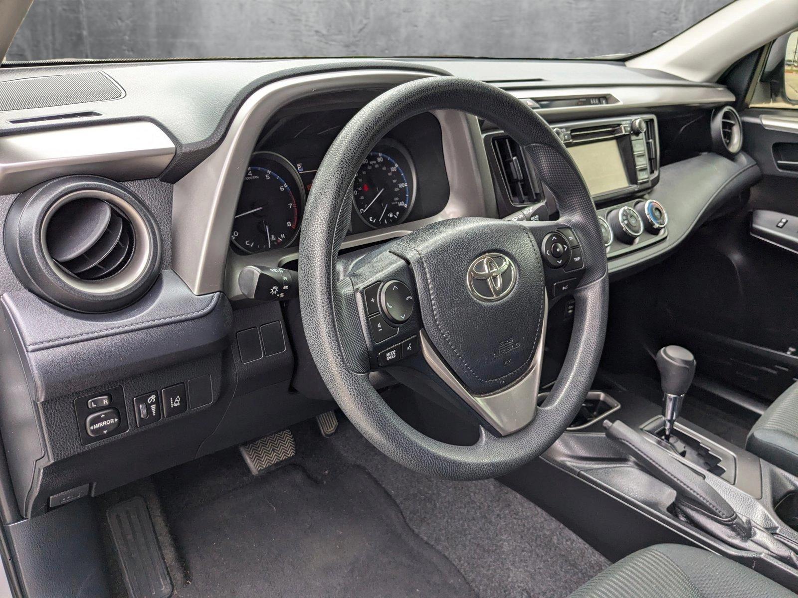 2018 Toyota RAV4 Vehicle Photo in CORPUS CHRISTI, TX 78412-4902