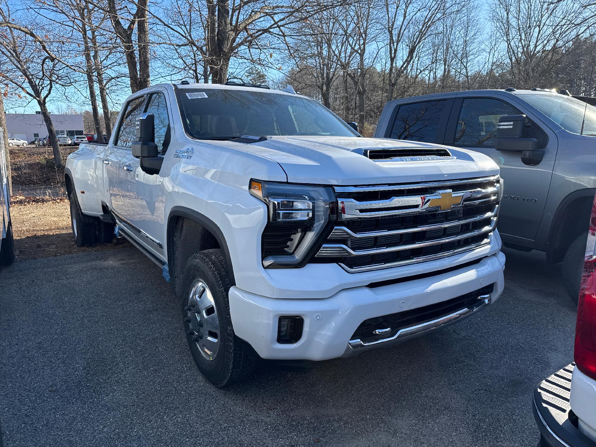 2025 Chevrolet Silverado 3500 HD Vehicle Photo in SOUTH PORTLAND, ME 04106-1997