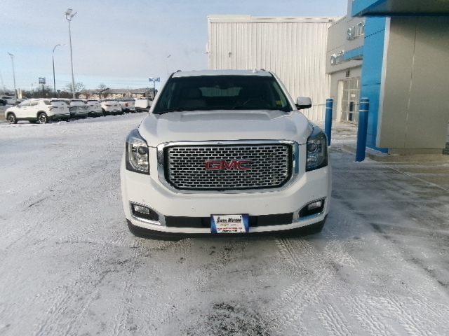 Used 2016 GMC Yukon XL Denali with VIN 1GKS2HKJ0GR120737 for sale in Wahpeton, ND