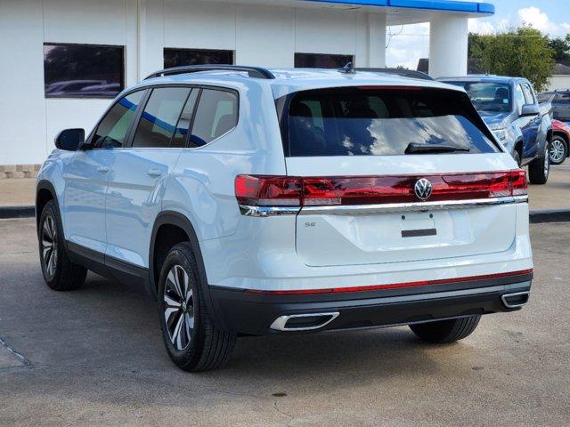 2024 Volkswagen Atlas Vehicle Photo in SUGAR LAND, TX 77478-0000